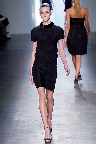 Look 10